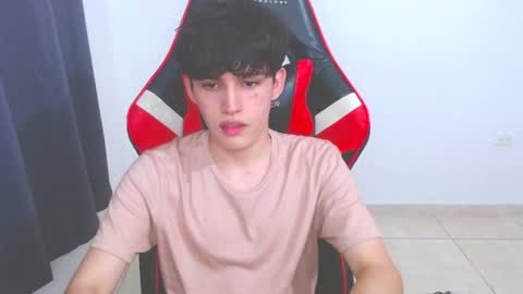 Snapshot of eren_tatakae chatting on December 2024 01:26:02 AM eren_tatakae online show from December 2024 01:26:02 AM