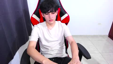 Snapshot of eren_tatakae chatting on January 2025 01:03:01 AM eren_tatakae online show from January 2025 01:03:01 AM