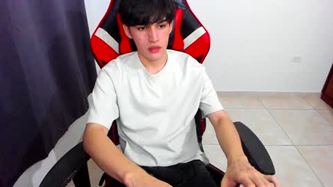 Snapshot of eren_tatakae chatting on January 2025 02:15:02 AM eren_tatakae online show from January 2025 02:15:02 AM