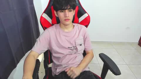 Snapshot of eren_tatakae chatting on January 2025 04:48:02 PM eren_tatakae online show from January 2025 04:48:02 PM