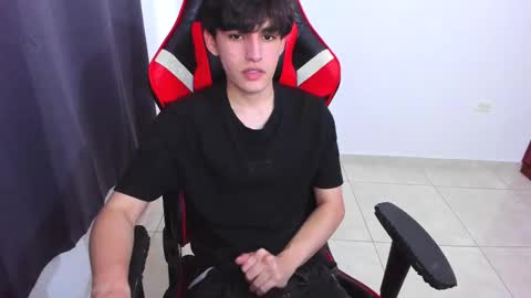 Snapshot of eren_tatakae chatting on February 2025 08:55:01 PM eren_tatakae online show from February 2025 08:55:01 PM