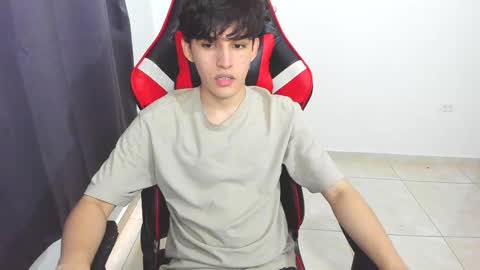 Snapshot of eren_tatakae chatting on February 2025 04:14:02 PM eren_tatakae online show from February 2025 04:14:02 PM