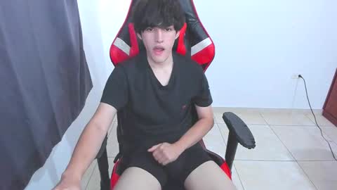 Snapshot of eren_tatakae chatting on October 2025 07:19:02 PM eren_tatakae online show from October 2025 07:19:02 PM