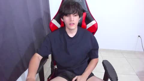 Snapshot of eren_tatakae chatting on November 2025 03:50:01 AM eren_tatakae online show from November 2025 03:50:01 AM