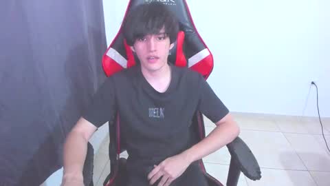 Snapshot of eren_tatakae chatting on November 2025 05:18:02 AM eren_tatakae online show from November 2025 05:18:02 AM