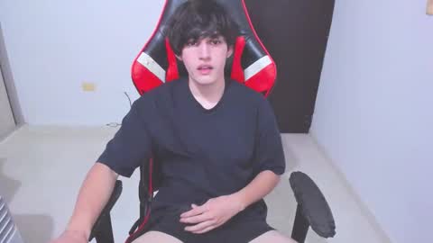 Snapshot of eren_tatakae chatting on November 2025 09:49:02 PM eren_tatakae online show from November 2025 09:49:02 PM