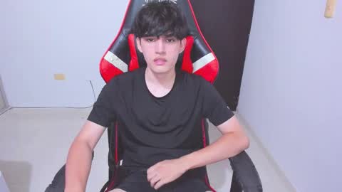 Snapshot of eren_tatakae chatting on December 2025 02:10:02 AM eren_tatakae online show from December 2025 02:10:02 AM