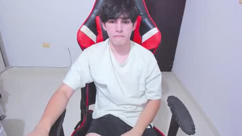 Snapshot of eren_tatakae chatting on January 2026 02:28:01 AM eren_tatakae online show from January 2026 02:28:01 AM