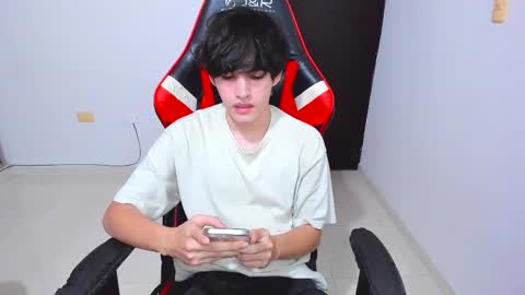 Snapshot of eren_tatakae chatting on February 2026 02:30:02 AM eren_tatakae online show from February 2026 02:30:02 AM