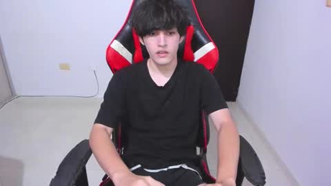 Snapshot of eren_tatakae chatting on February 2026 11:45:02 PM eren_tatakae online show from February 2026 11:45:02 PM