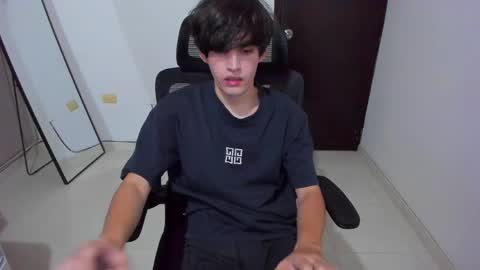 eren_tatakae online show from May 2026 10:50:03 PM