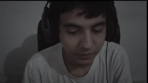 Snapshot of erian_va chatting on September 2025 04:12:02 AM Erian online show from September 2025 04:12:02 AM