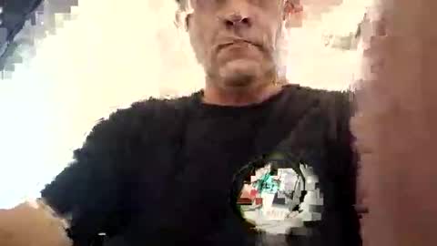 Snapshot of eric4698523103 chatting on April 2026 09:50:02 PM eric4698523103 online show from April 2026 09:50:02 PM