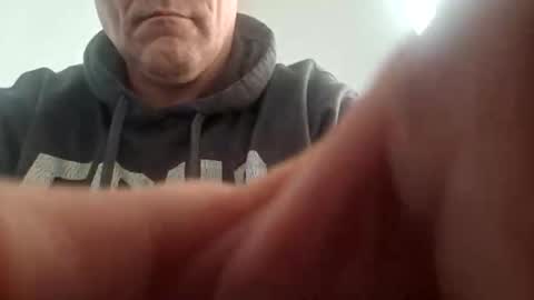 Snapshot of eric4698523103 chatting on April 2026 01:32:02 PM eric4698523103 online show from April 2026 01:32:02 PM