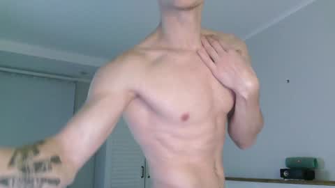 Snapshot of eric_crush chatting on January 2025 03:55:01 AM Eric Crush online show from January 2025 03:55:01 AM