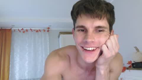 Snapshot of eric_crush chatting on October 2025 04:21:01 AM Eric Crush online show from October 2025 04:21:01 AM