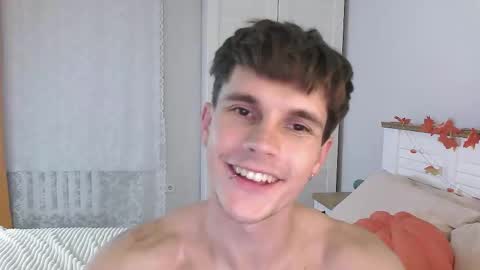 Snapshot of eric_crush chatting on October 2025 04:19:02 PM Eric Crush online show from October 2025 04:19:02 PM