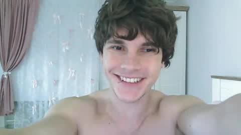 Eric Crush online show from May 2026 03:57:02 AM