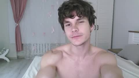 Eric Crush online show from May 2026 03:58:01 AM