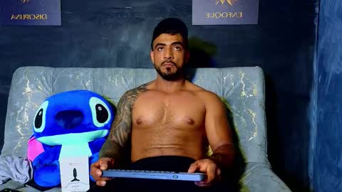 Brayan online show from October 2025 10:32:02 PM