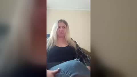 Erica online show from June 2026 02:27:02 PM