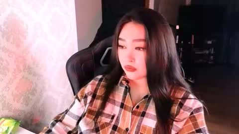 Snapshot of erica_wayne chatting on December 2025 01:32:02 AM Erica Wayne online show from December 2025 01:32:02 AM