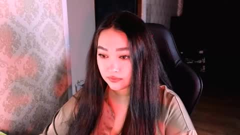 Snapshot of erica_wayne chatting on January 2026 01:57:02 PM Erica Wayne online show from January 2026 01:57:02 PM