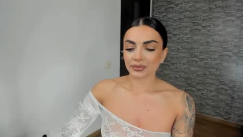 Riaaa online show from June 2026 06:45:01 PM