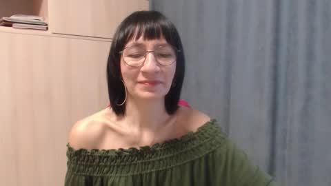 ericablack8 online show from February 2026 02:00:02 PM