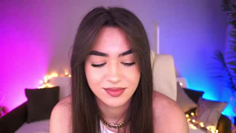 Erica online show from May 2026 06:42:01 AM