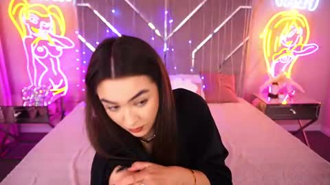 Erica online show from June 2026 07:17:02 AM