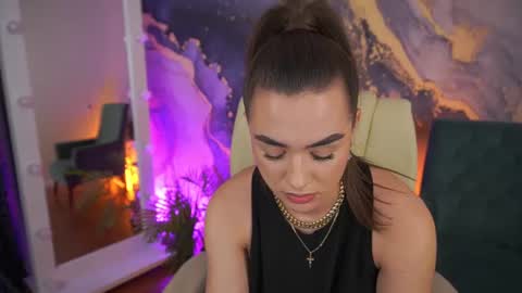 Erica online show from June 2026 03:33:01 PM