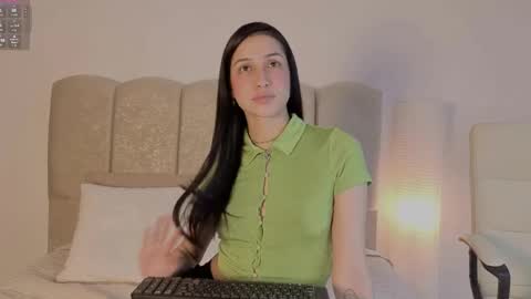 Dayanna online show from May 2026 08:18:01 PM