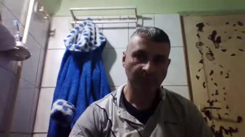 Snapshot of ericboy32 chatting on February 2025 04:50:02 AM eric online show from February 2025 04:50:02 AM