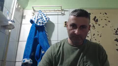 Snapshot of ericboy32 chatting on February 2025 02:04:01 PM eric online show from February 2025 02:04:01 PM