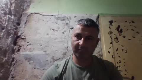 Snapshot of ericboy32 chatting on September 2025 09:15:01 PM eric online show from September 2025 09:15:01 PM