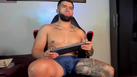 Snapshot of erick_blake_ chatting on October 2025 04:46:02 AM my online show from October 2025 04:46:02 AM