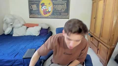 Snapshot of erick_de_rossee chatting on December 2025 04:58:01 PM erick_de_rossee online show from December 2025 04:58:01 PM