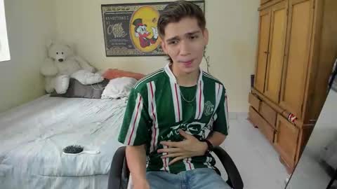 Snapshot of erick_de_rossee chatting on February 2026 06:13:02 PM erick_de_rossee online show from February 2026 06:13:02 PM