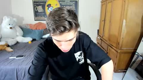 erick_de_rossee online show from March 2026 08:19:02 PM