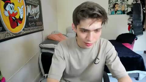 Snapshot of erick_de_rossee chatting on July 2026 05:34:01 PM erick_de_rossee online show from July 2026 05:34:01 PM