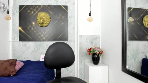   online show from January 2025 03:50:02 AM