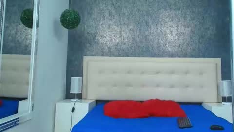   online show from November 2025 04:22:02 AM