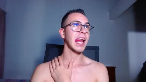 Erik rodriguez online show from October 2025 11:13:02 PM