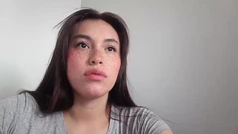 Snapshot of erika_depp chatting on December 2024 09:05:02 PM Erika online show from December 2024 09:05:02 PM