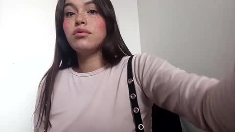 Snapshot of erika_depp chatting on December 2024 05:48:01 PM Erika online show from December 2024 05:48:01 PM