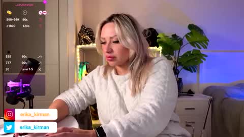 Snapshot of erika_kirman chatting on February 2025 04:10:01 PM Erika online show from February 2025 04:10:01 PM