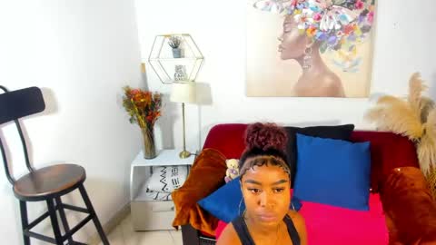E R I K A  - L  Y R I C S online show from May 2026 02:08:02 AM