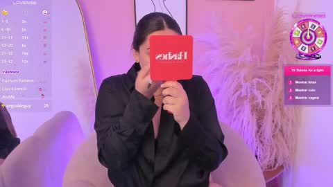 Erika Mendez online show from October 2025 07:11:01 PM