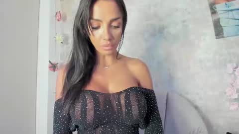 Erikabeee online show from July 2026 05:21:02 AM